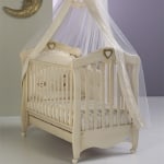 Baby Italia Emily детская кроватка (125х63 см.) со стразами